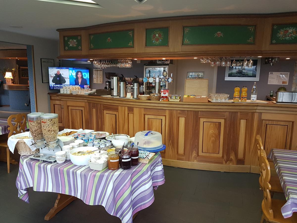 Hotel Restaurant La Tour Romaine - Haguenau - Strasbourg Nord Schweighouse-sur-Moder Екстериор снимка