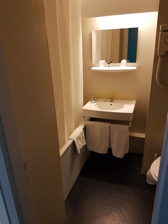 Hotel Restaurant La Tour Romaine - Haguenau - Strasbourg Nord Schweighouse-sur-Moder Екстериор снимка